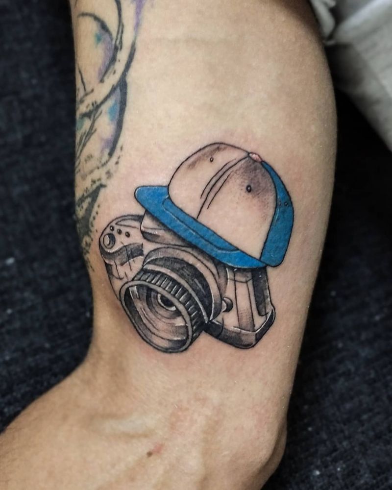 30 Creative Camera Tattoos You Will Love