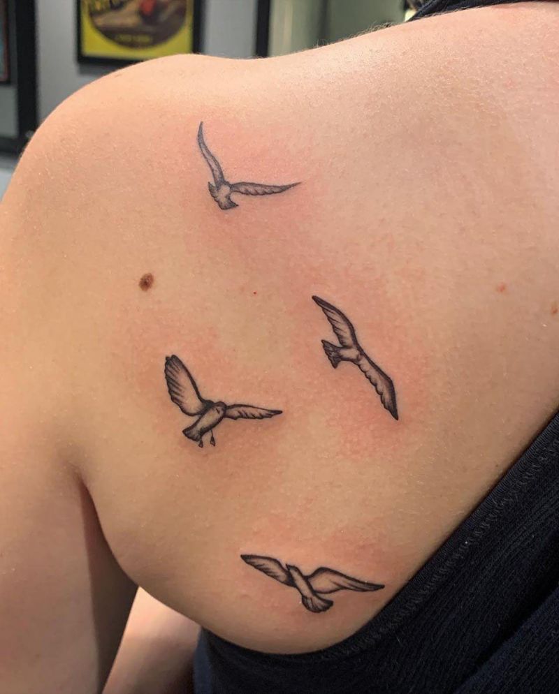 30 Great Seagull Tattoos You Want to Try