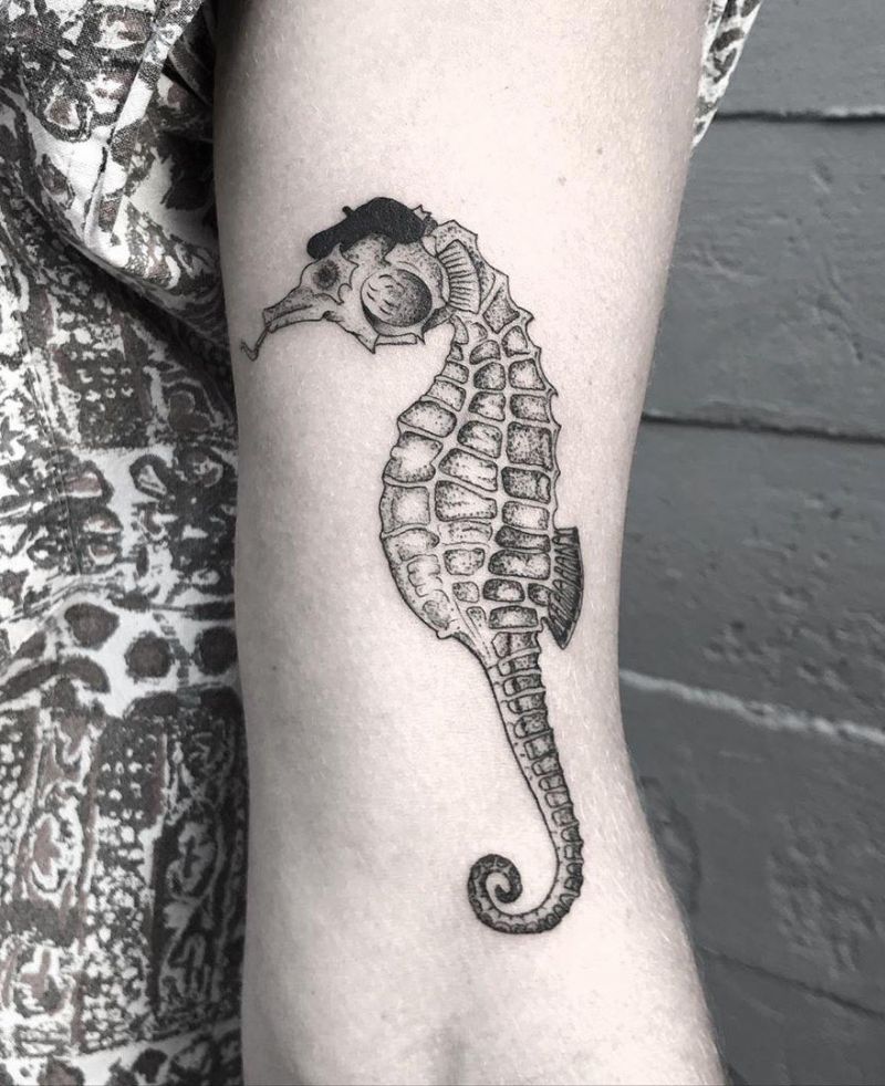 30 Stunning Seahorse Tattoos for Your Inspiration