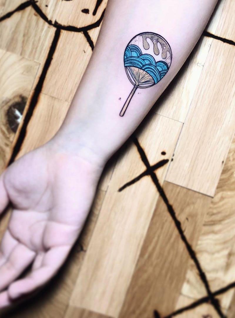 30 Pretty Fan Tattoos for Your Inspiration