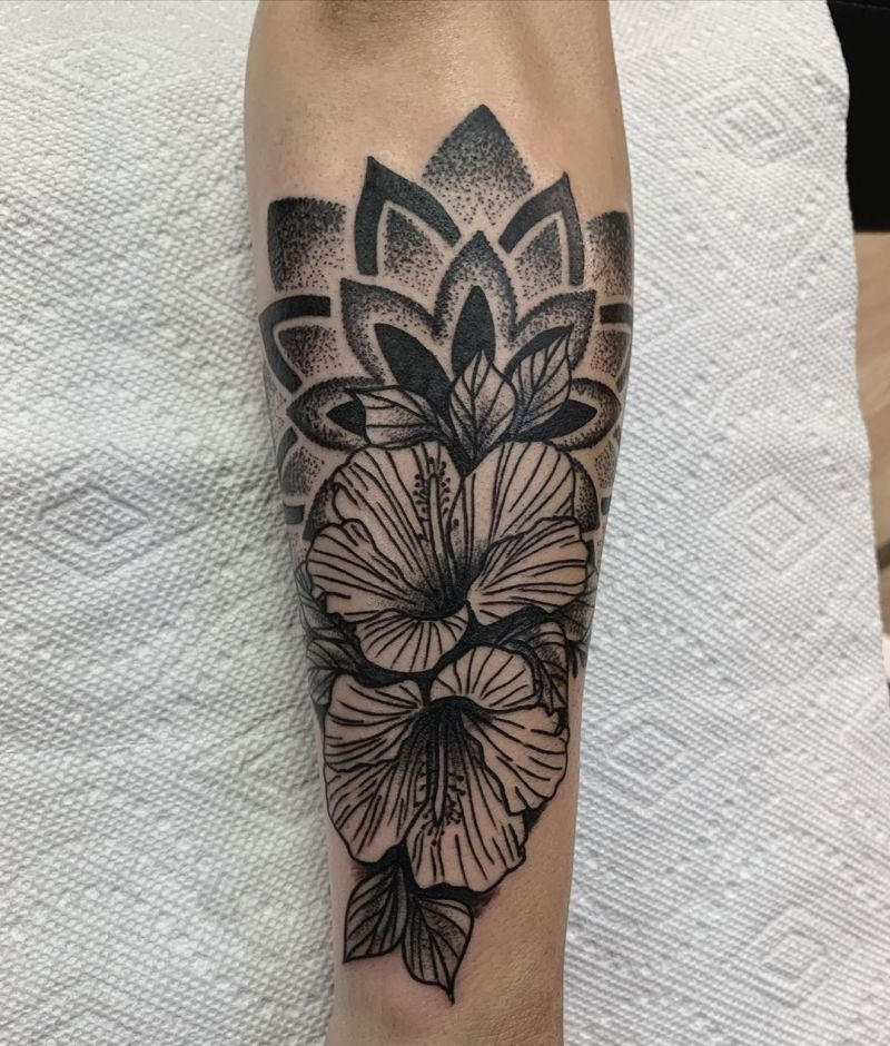 30 Elegant Hibiscus Tattoos You Will Love