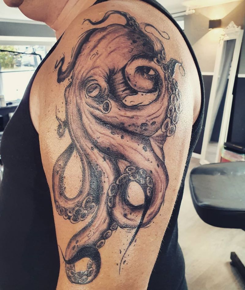 30 Creative Kraken Tattoos to Inspire You