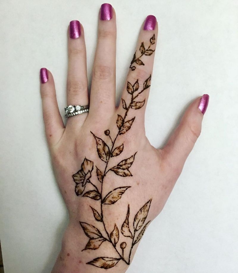 30 Pretty Vine Tattoos that Make You Sexy