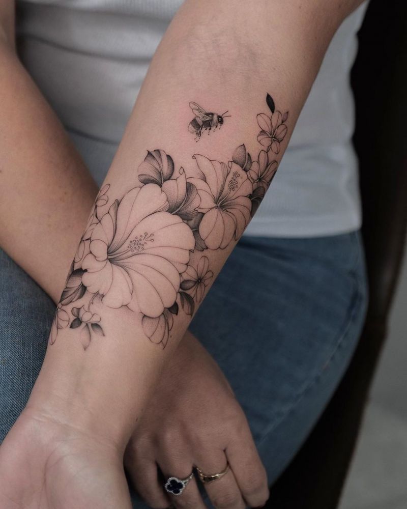 30 Elegant Hibiscus Tattoos You Will Love