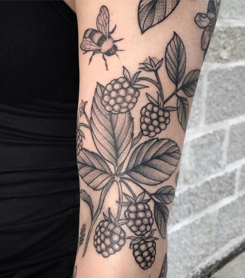 30 Elegant Raspberry Tattoos You Can't Help Trying