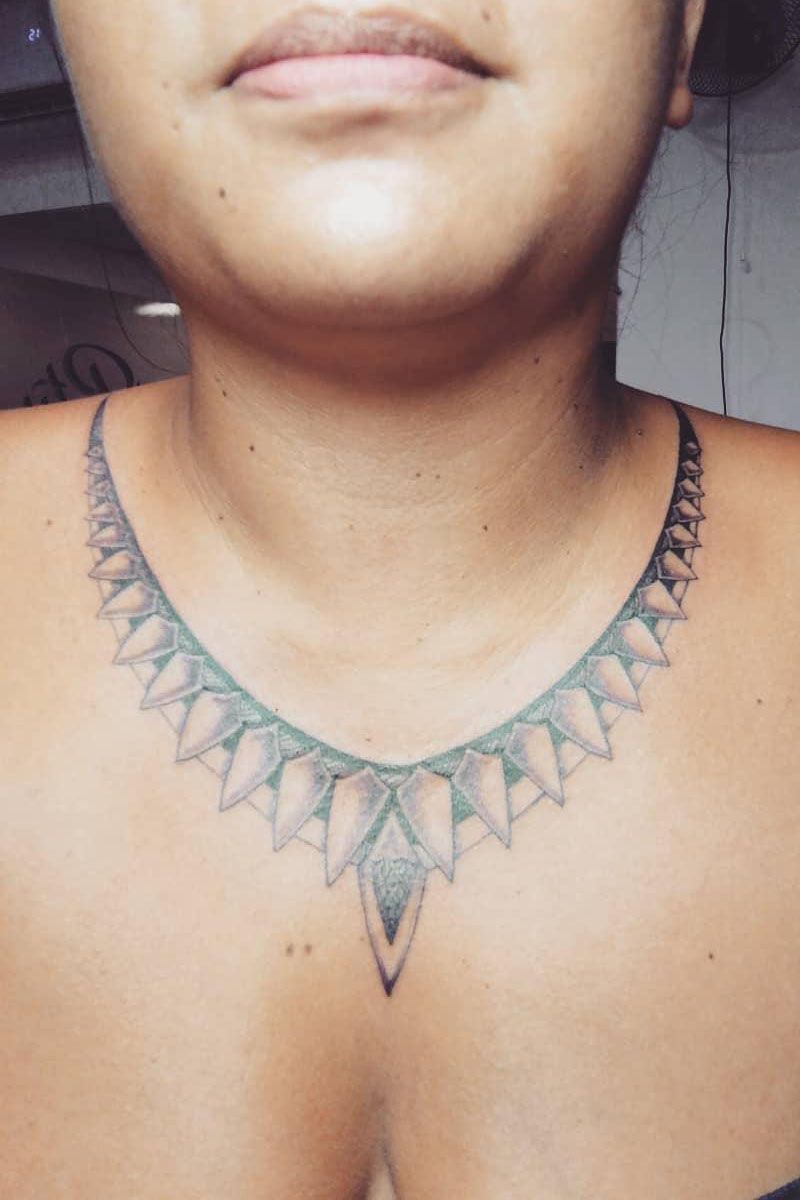 30 Pretty Necklace Tattoos Give You a Different Feeling