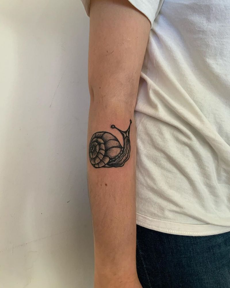 30 Cute Snail Tattoos That You Can't Miss