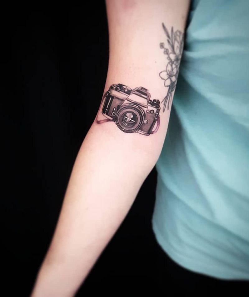 30 Creative Camera Tattoos You Will Love