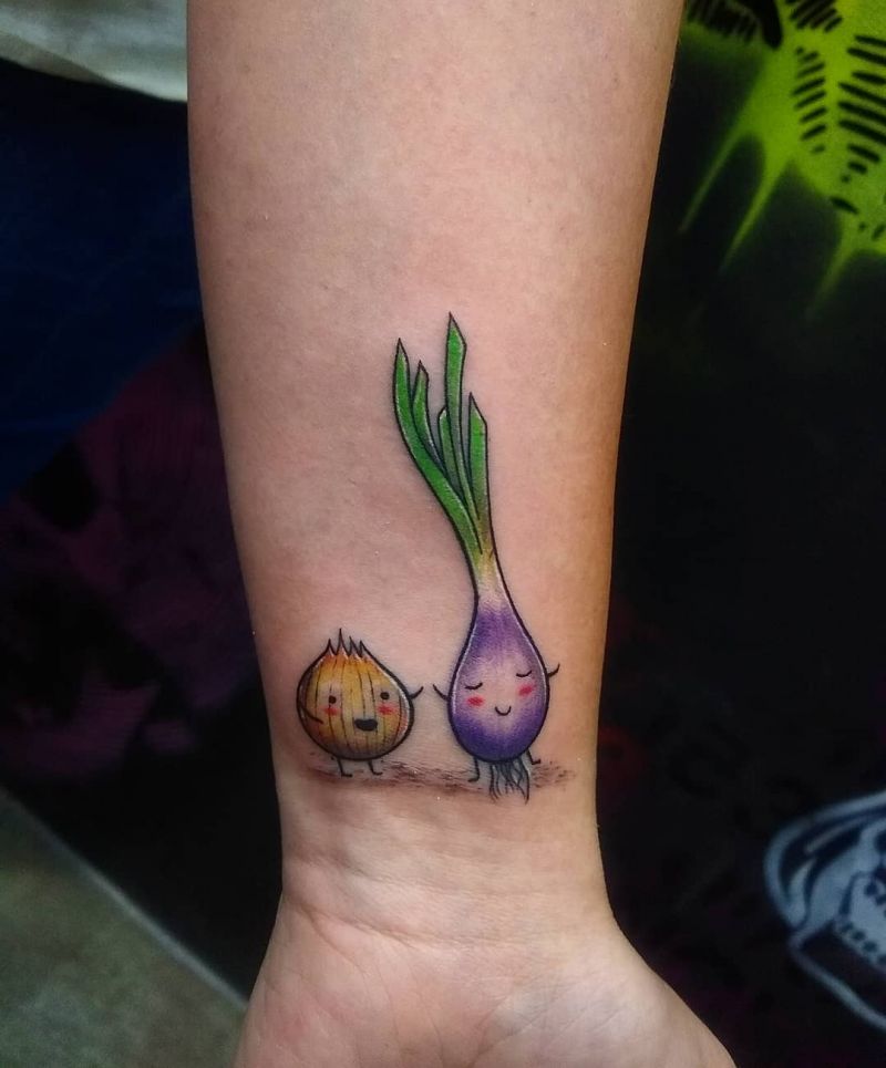 30 Pretty Onion Tattoos for Your Inspiration