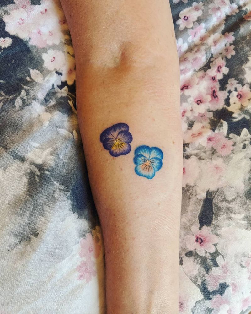 30 Pretty Pansy Tattoos for Your Inspiration