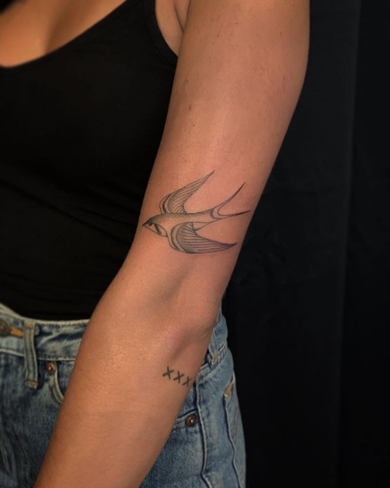 30 Stunning Swallow Tattoos for You to Enjoy