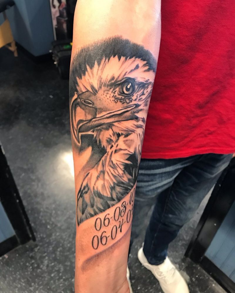 30 Pretty Bald Eagle Tattoos for Men