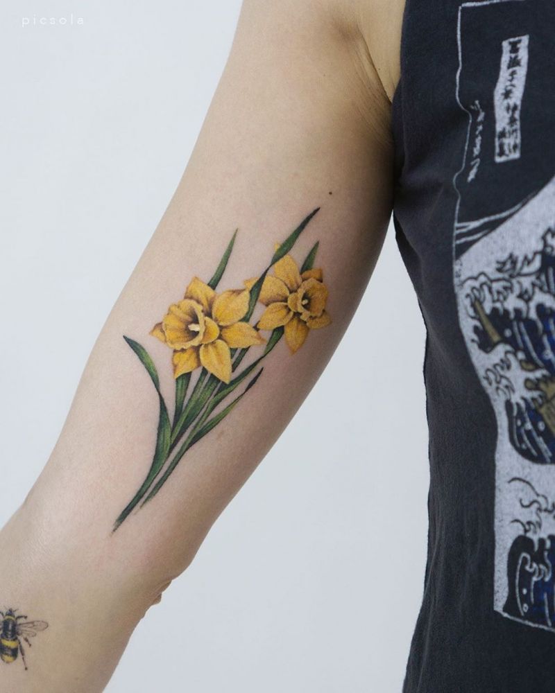 30 Pretty Daffodil Tattoos You Will Love