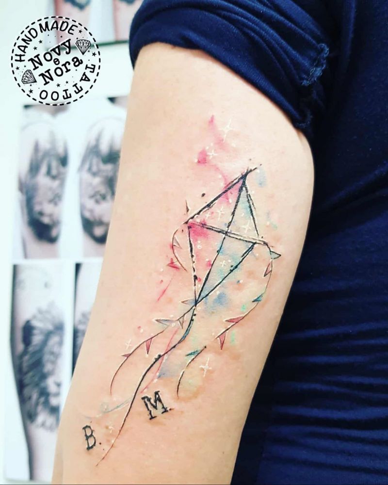 30 Creative Kite Tattoos Give You Inspiration