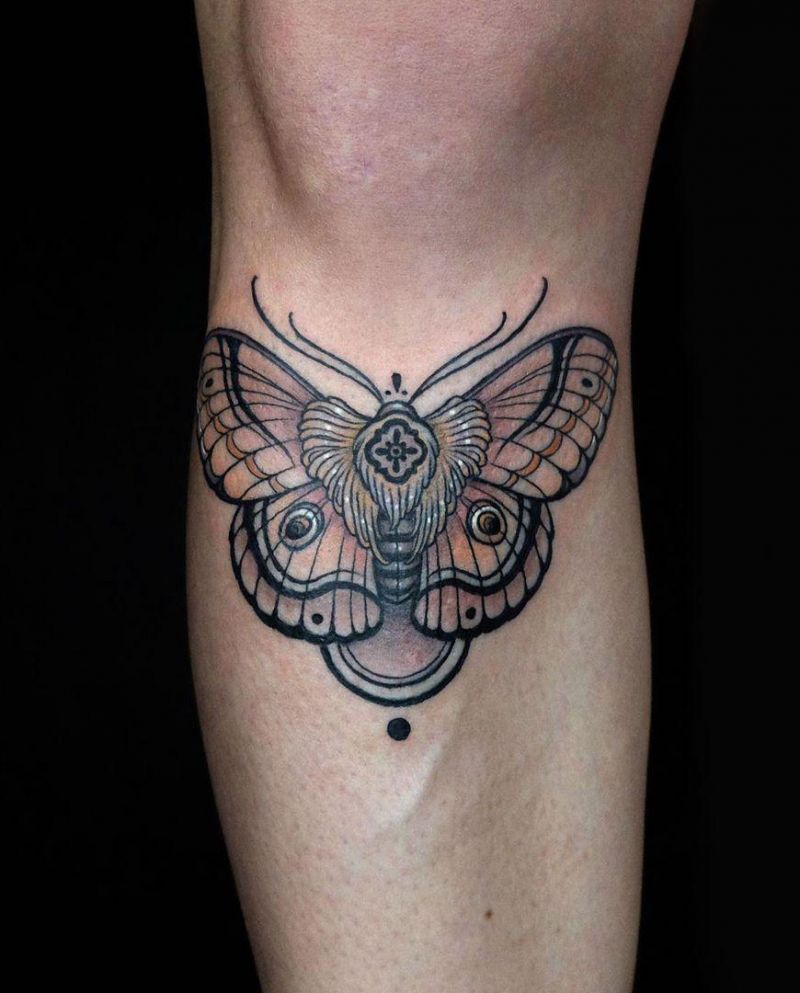 30 Pretty Moth Tattoos You Will Love to Try