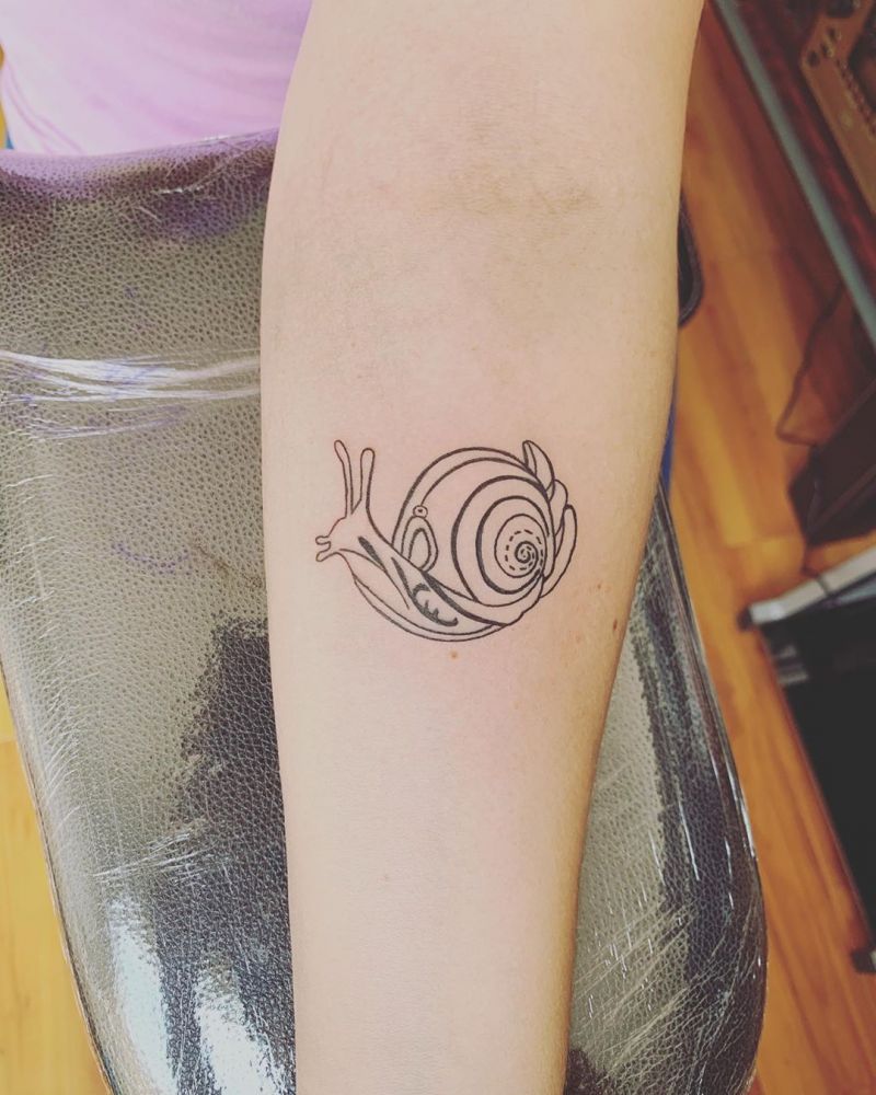 30 Cute Snail Tattoos That You Can't Miss