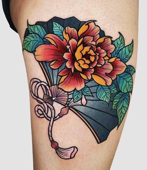 30 Pretty Fan Tattoos for Your Inspiration