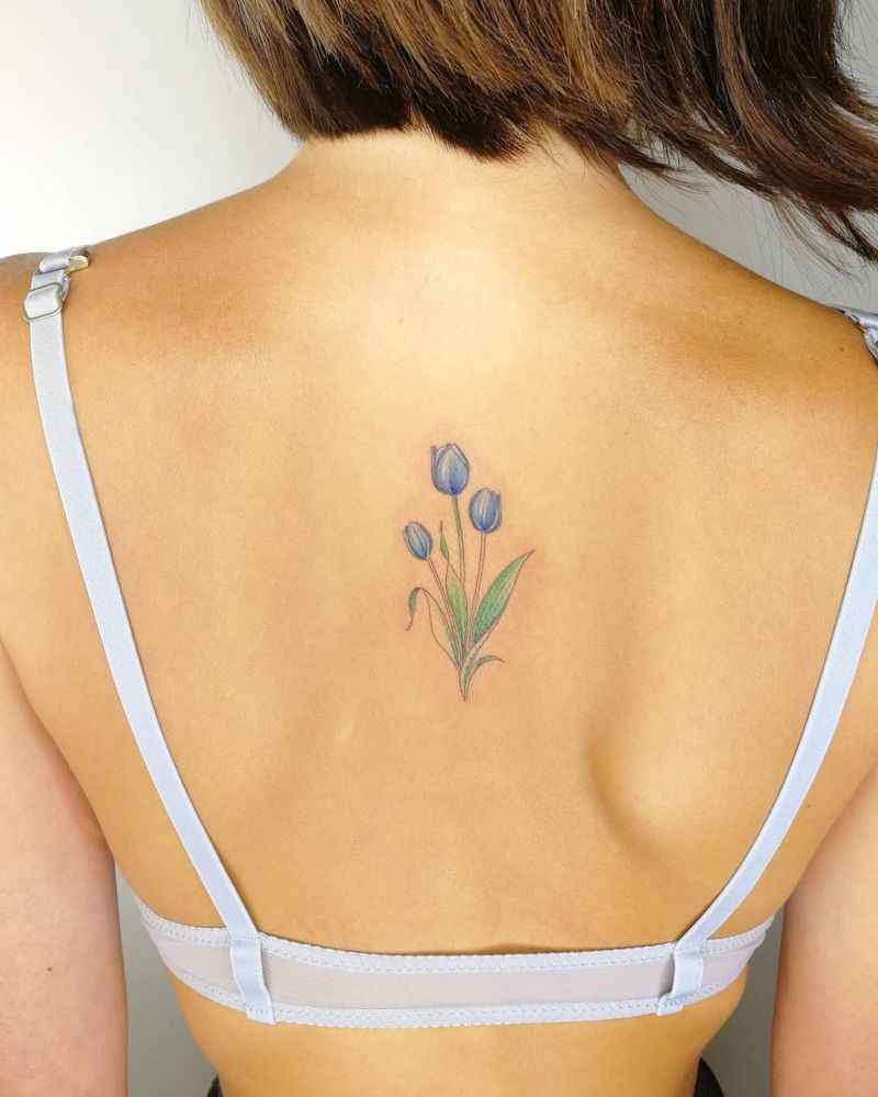 30 Elegant Tulip Tattoos for Women You Will Love