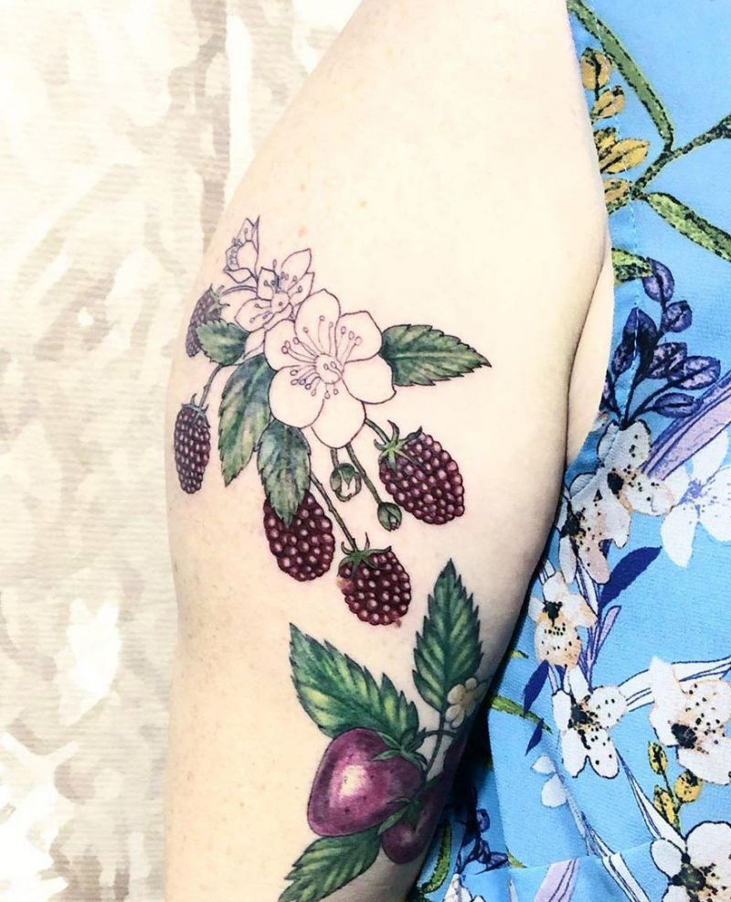 30 Elegant Raspberry Tattoos You Can't Help Trying