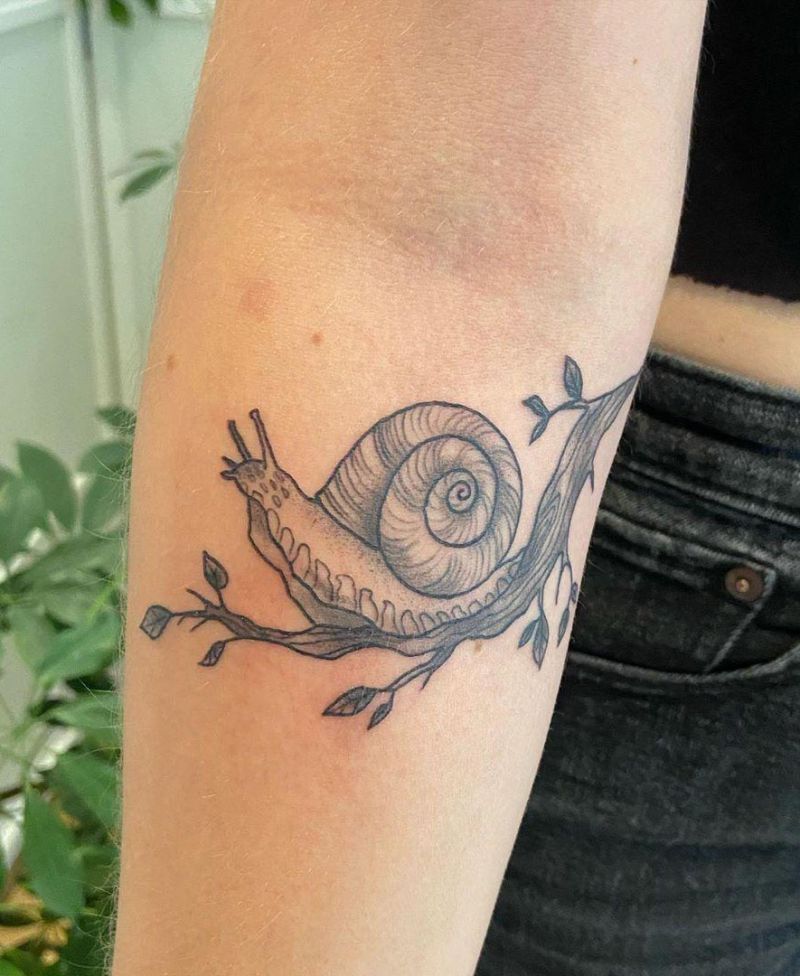 30 Cute Snail Tattoos That You Can't Miss