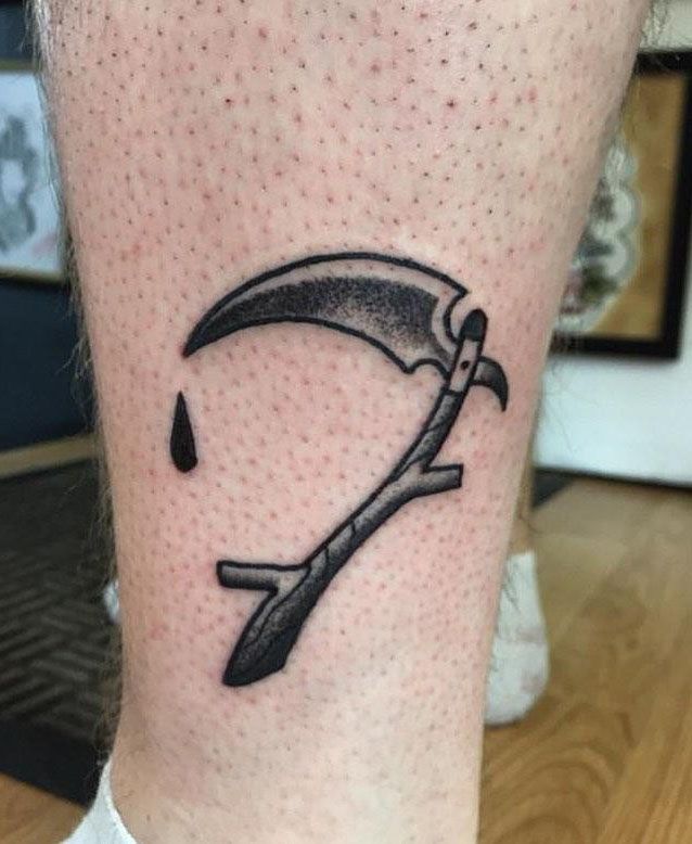 30 Creative Scythe Tattoos You Will Love