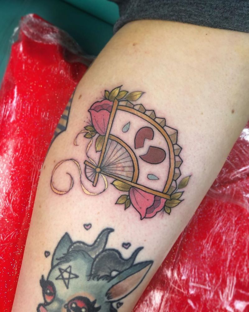 30 Pretty Fan Tattoos for Your Inspiration