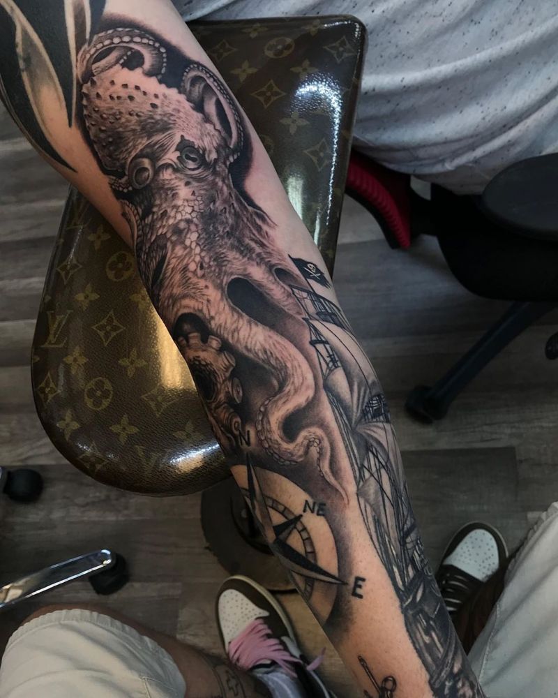 30 Creative Kraken Tattoos to Inspire You