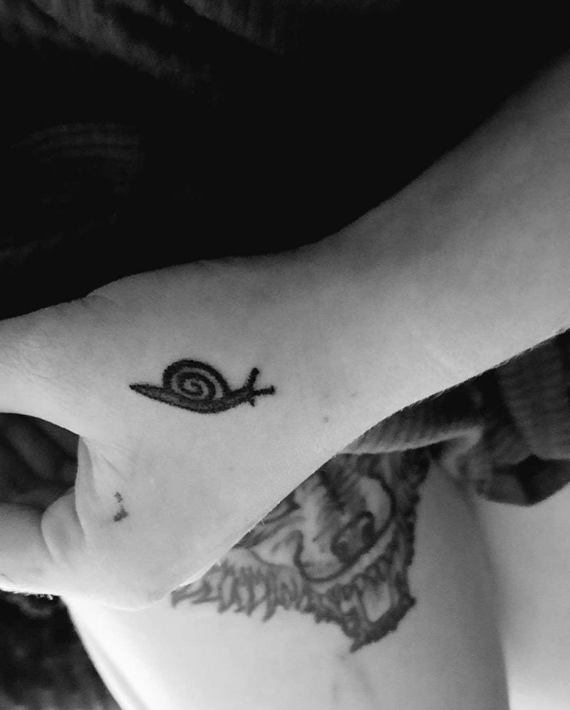 30 Cute Snail Tattoos That You Can't Miss