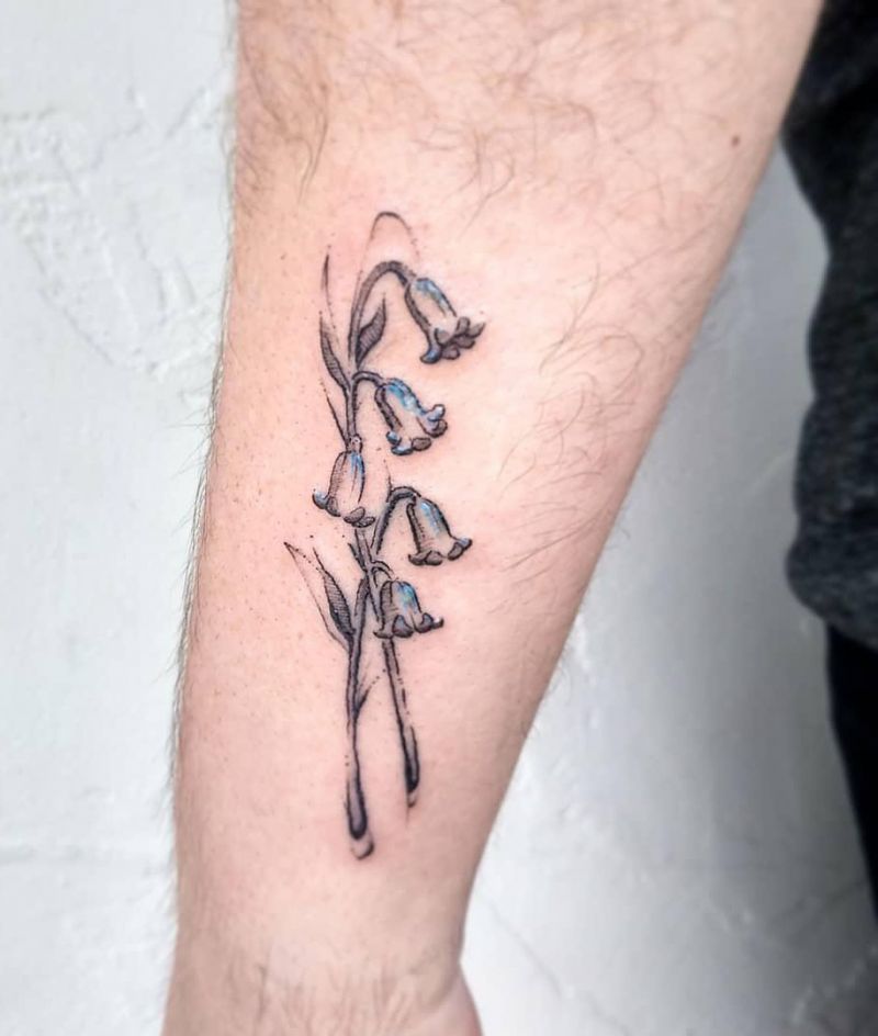 30 Elegant Bluebell Flower Tattoos You Can't Help Trying