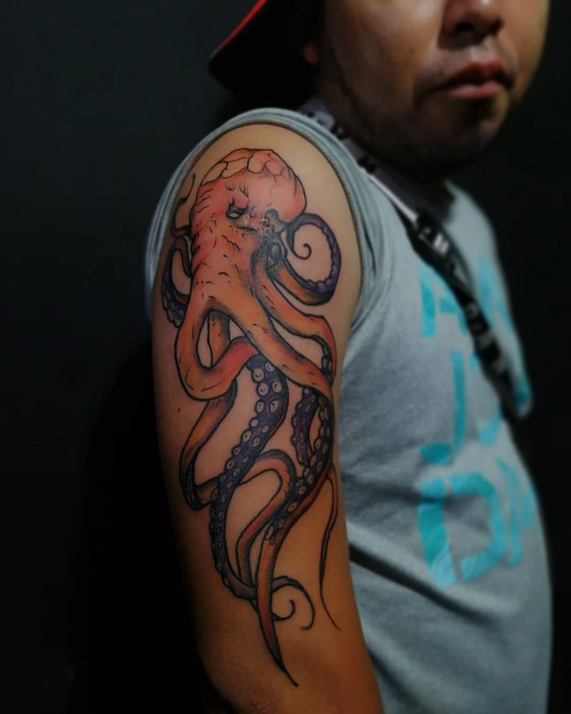 30 Creative Kraken Tattoos to Inspire You