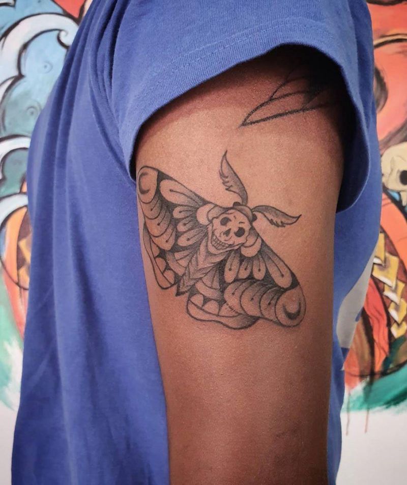 30 Pretty Moth Tattoos You Will Love to Try