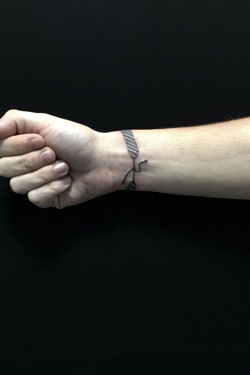 30 Creative Bracelet Tattoos You Will Love