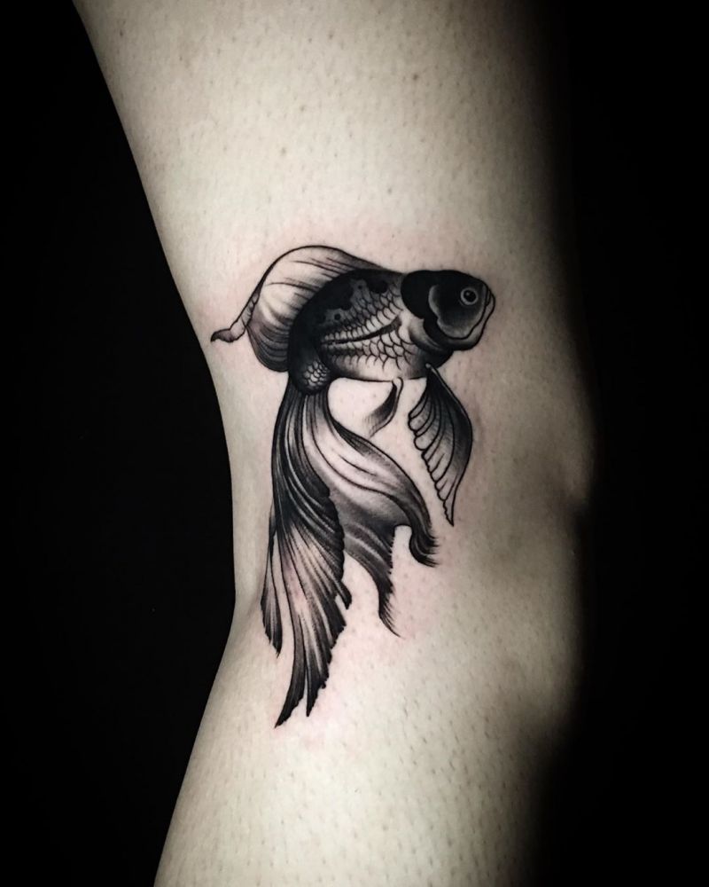 30 Pretty Goldfish Tattoos for Your Inspiration