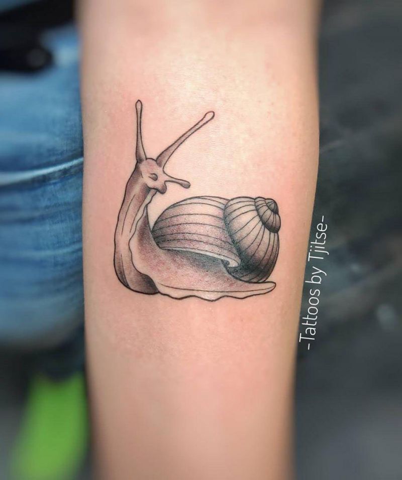 30 Cute Snail Tattoos That You Can't Miss