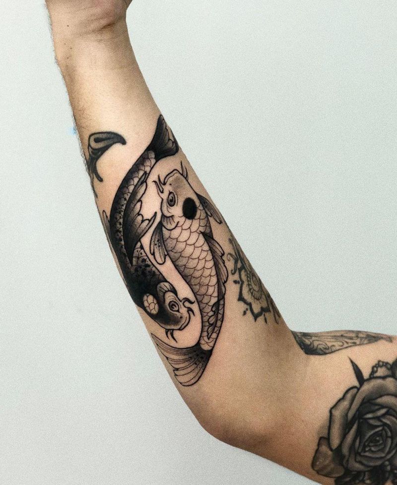 30 Pretty Carp Tattoos to Inspire You