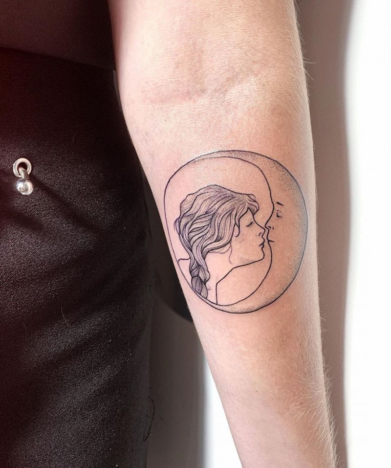 30 Pretty Kiss Tattoos You Will Love