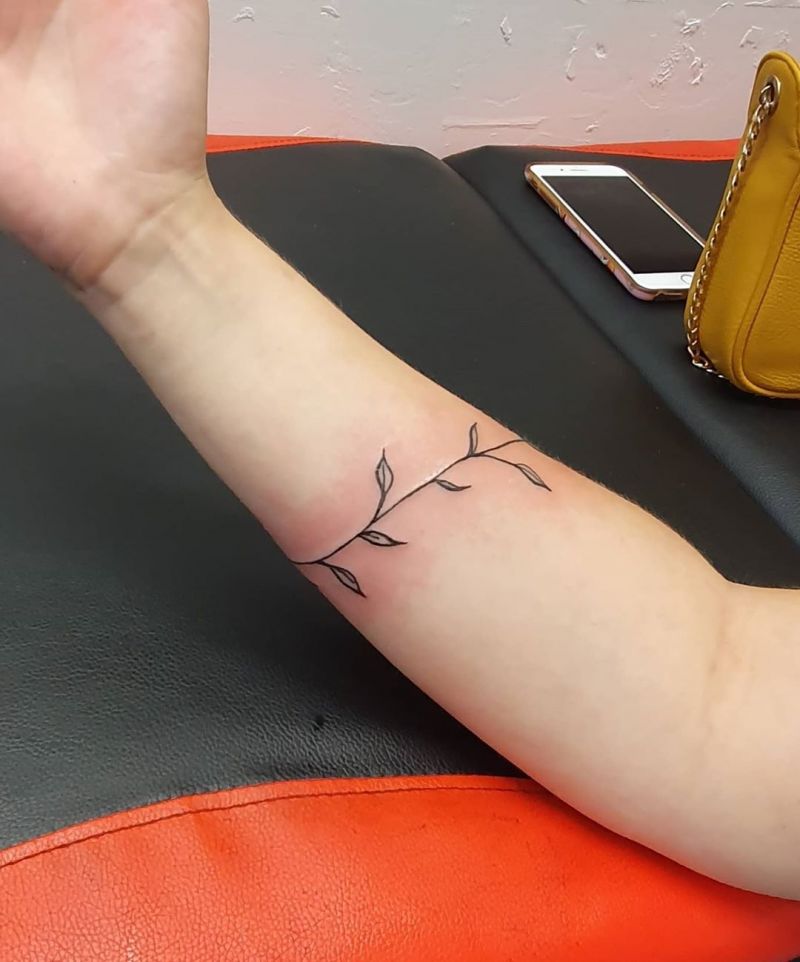 30 Pretty Vine Tattoos that Make You Sexy