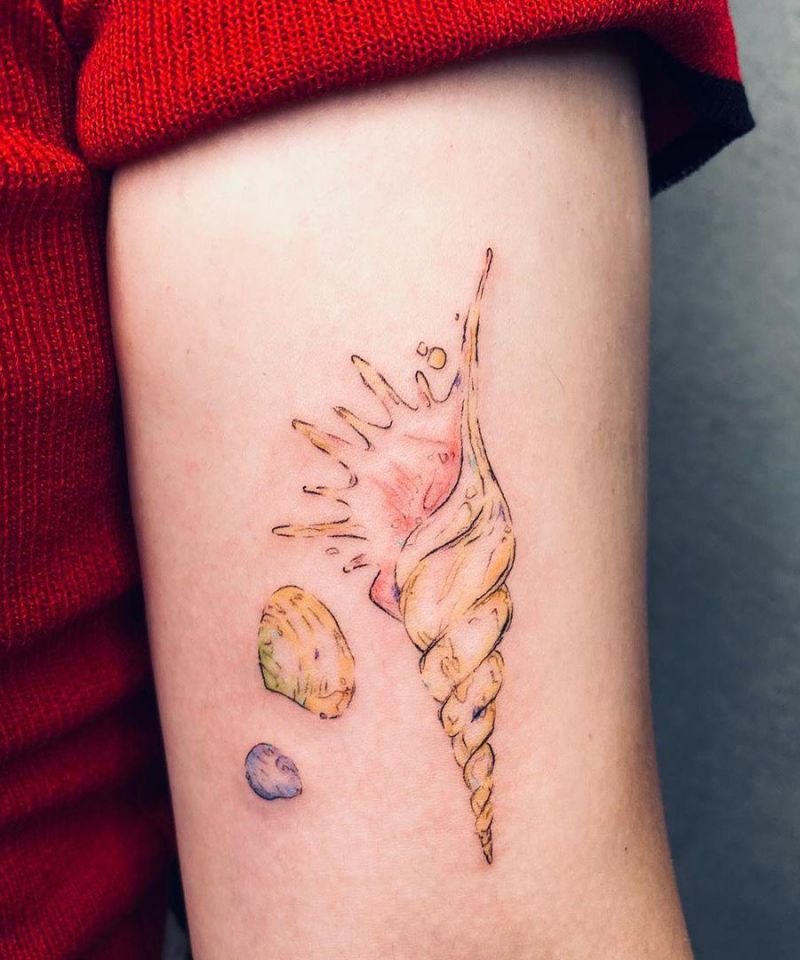 30 Pretty Conch Tattoos You Will Love