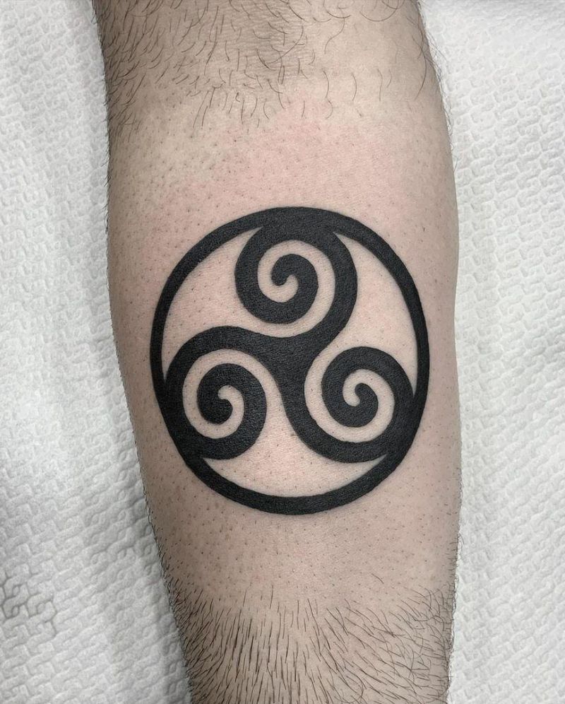 30 Pretty Triskelion Tattoos You Will Love