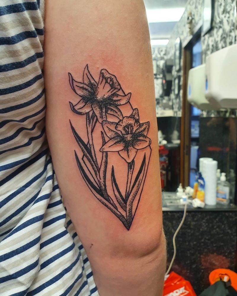 30 Pretty Daffodil Tattoos You Will Love