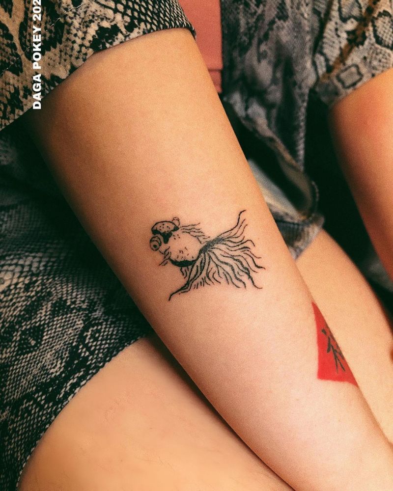 30 Pretty Goldfish Tattoos for Your Inspiration