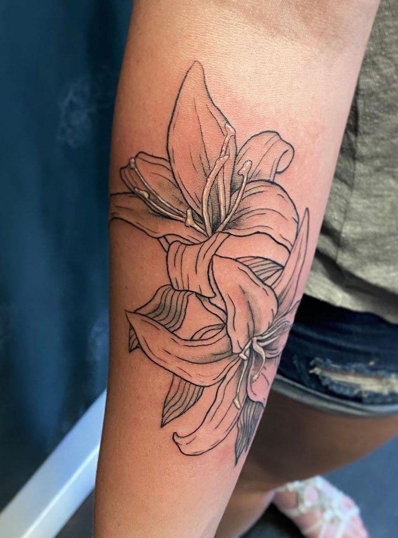 30 Pretty Lily Tattoos to Inspire You