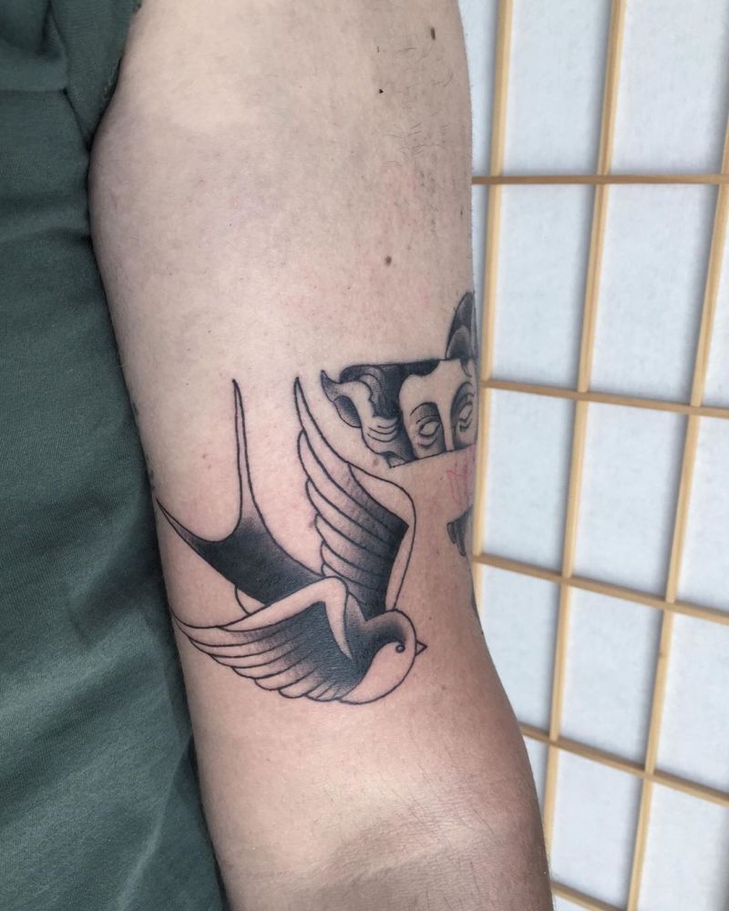 30 Stunning Swallow Tattoos for You to Enjoy