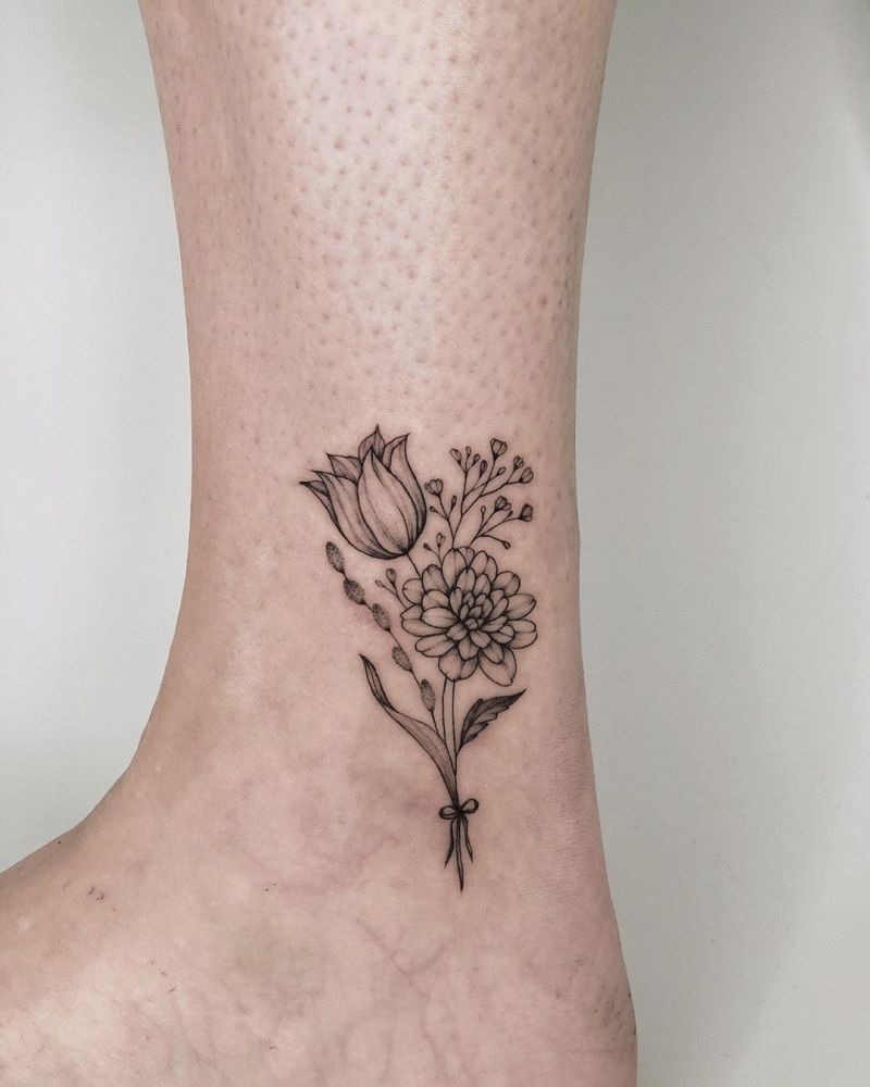 30 Elegant Tulip Tattoos for Women You Will Love