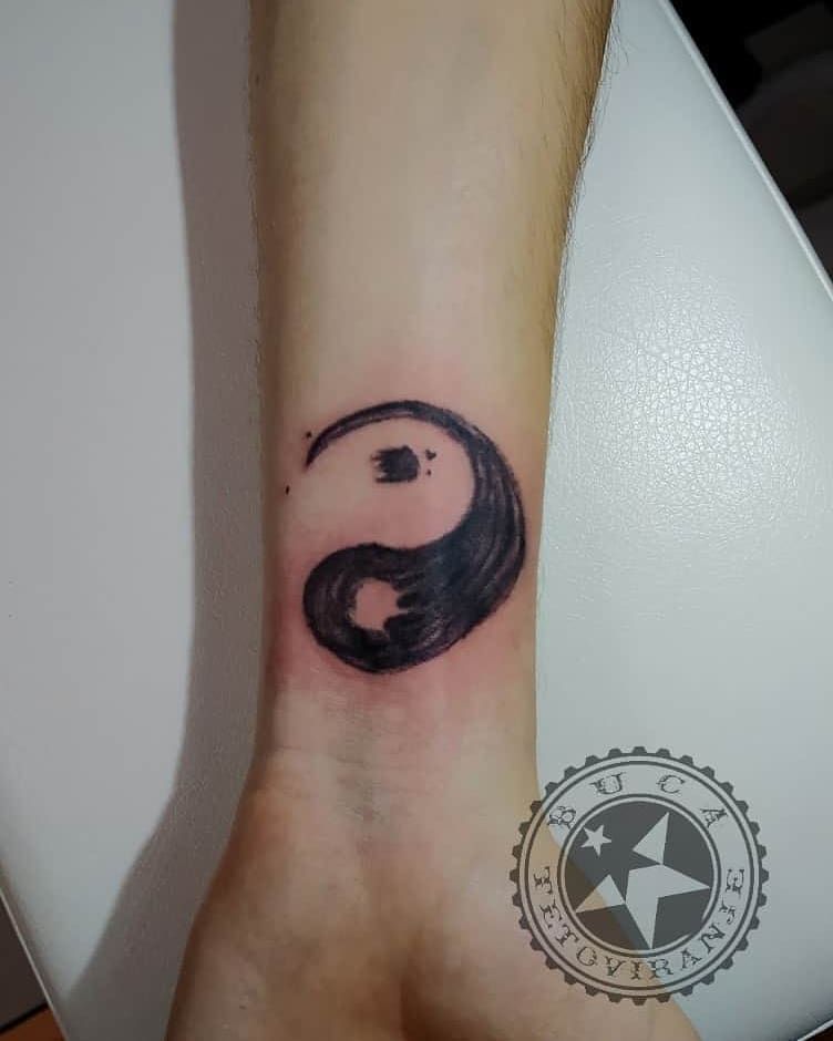 30 Amazing Yin Yang Tattoos Designs You Must See