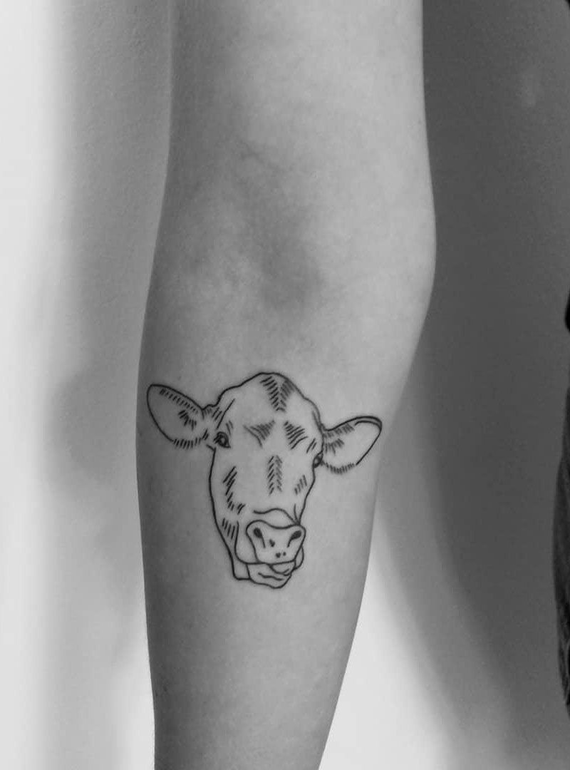 30 Pretty Cow Tattoos You Will Love to Try