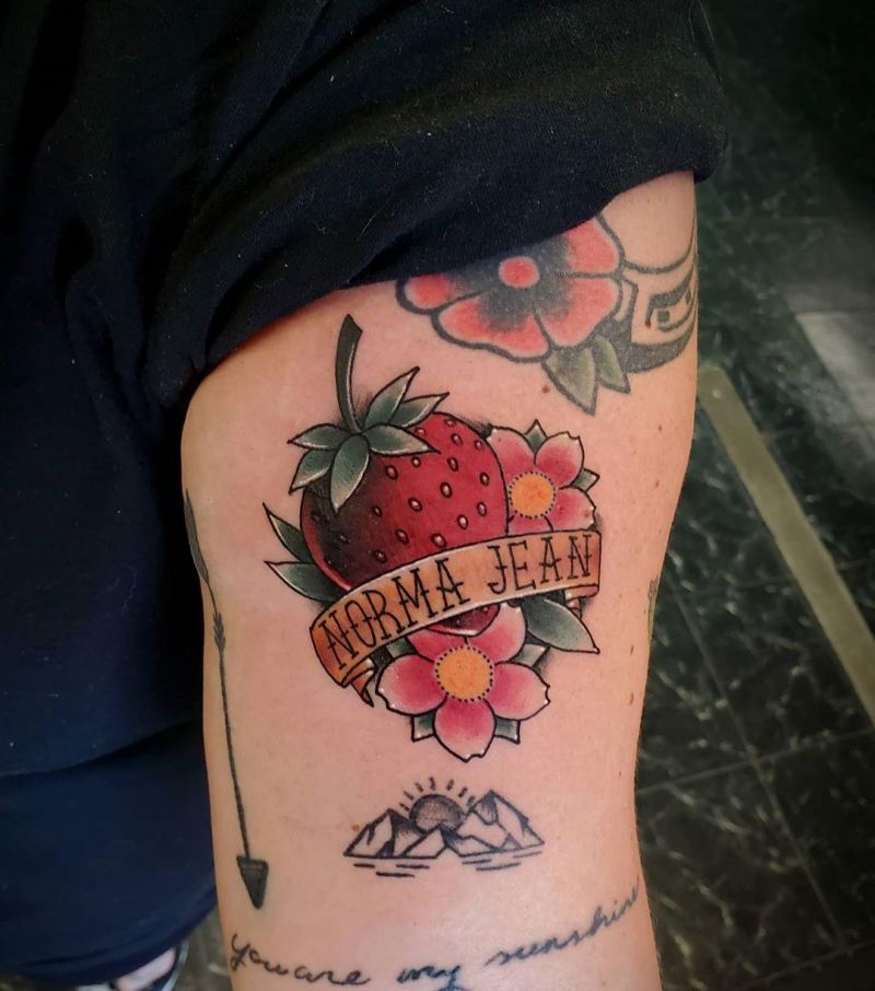 30 Pretty Strawberry Tattoos You Will Love