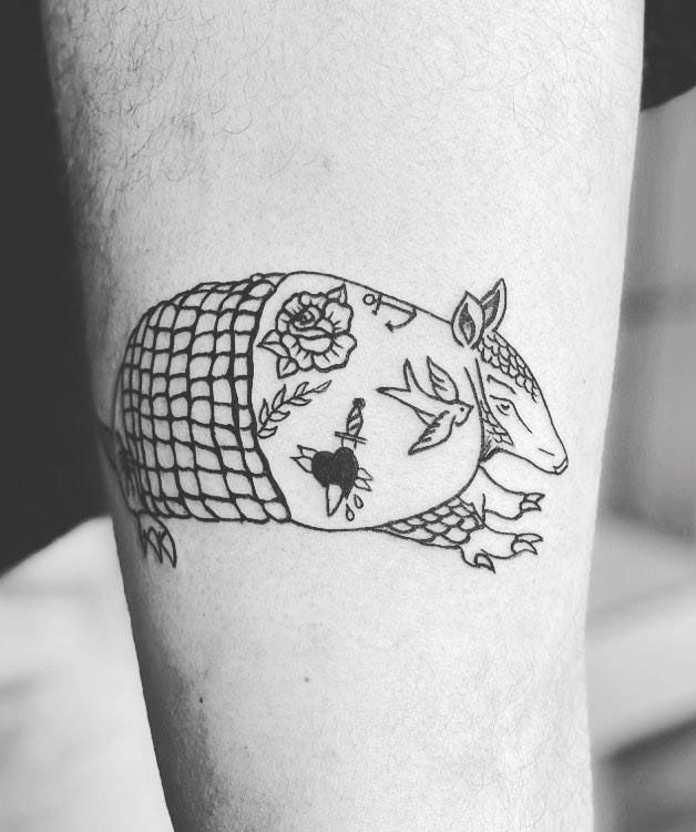 30 Stunning Armadillo Tattoos You Will Love