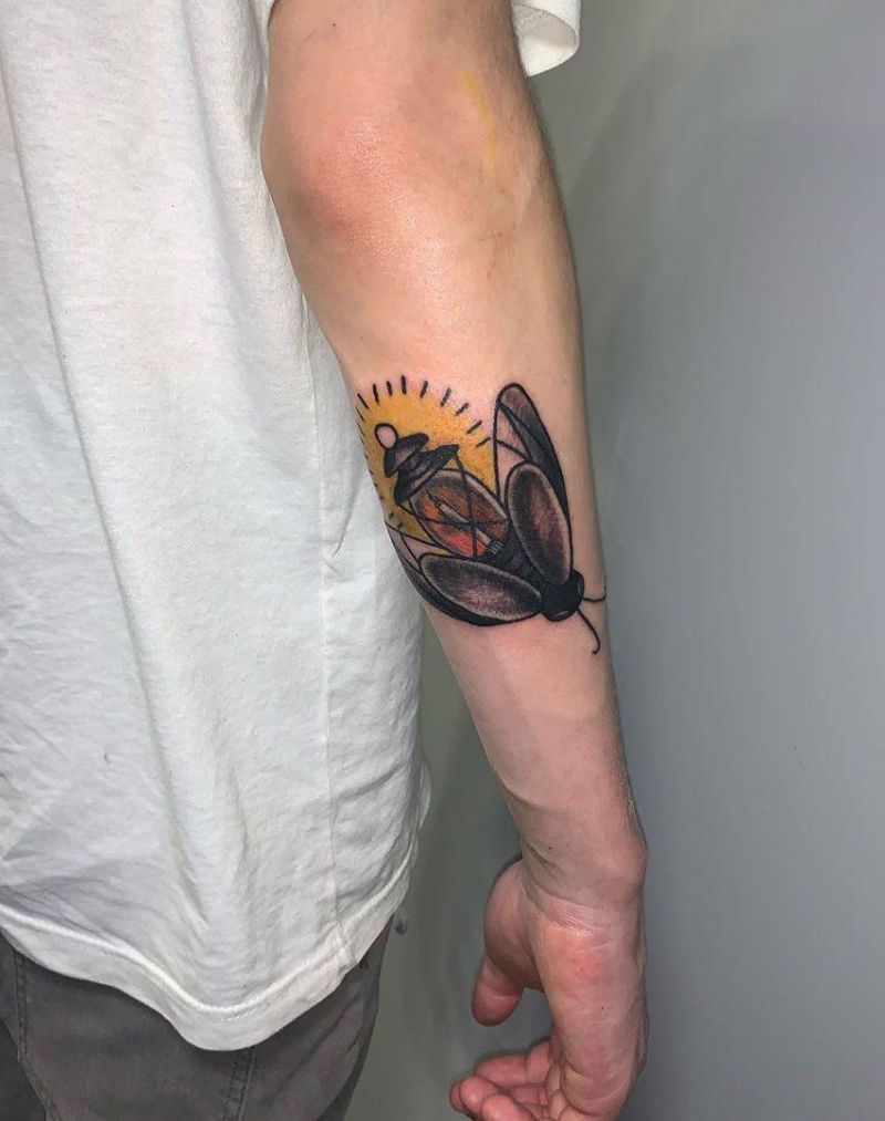 30 Pretty Firefly Tattoos to Inspire You Style VP