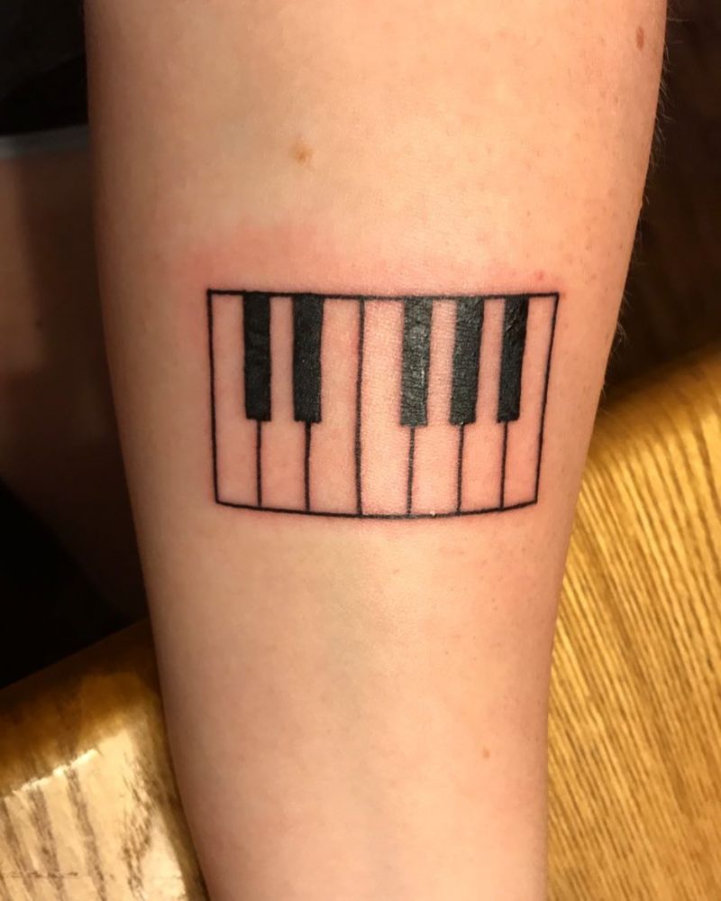 30 Pretty Piano Tattoos You Can't Miss